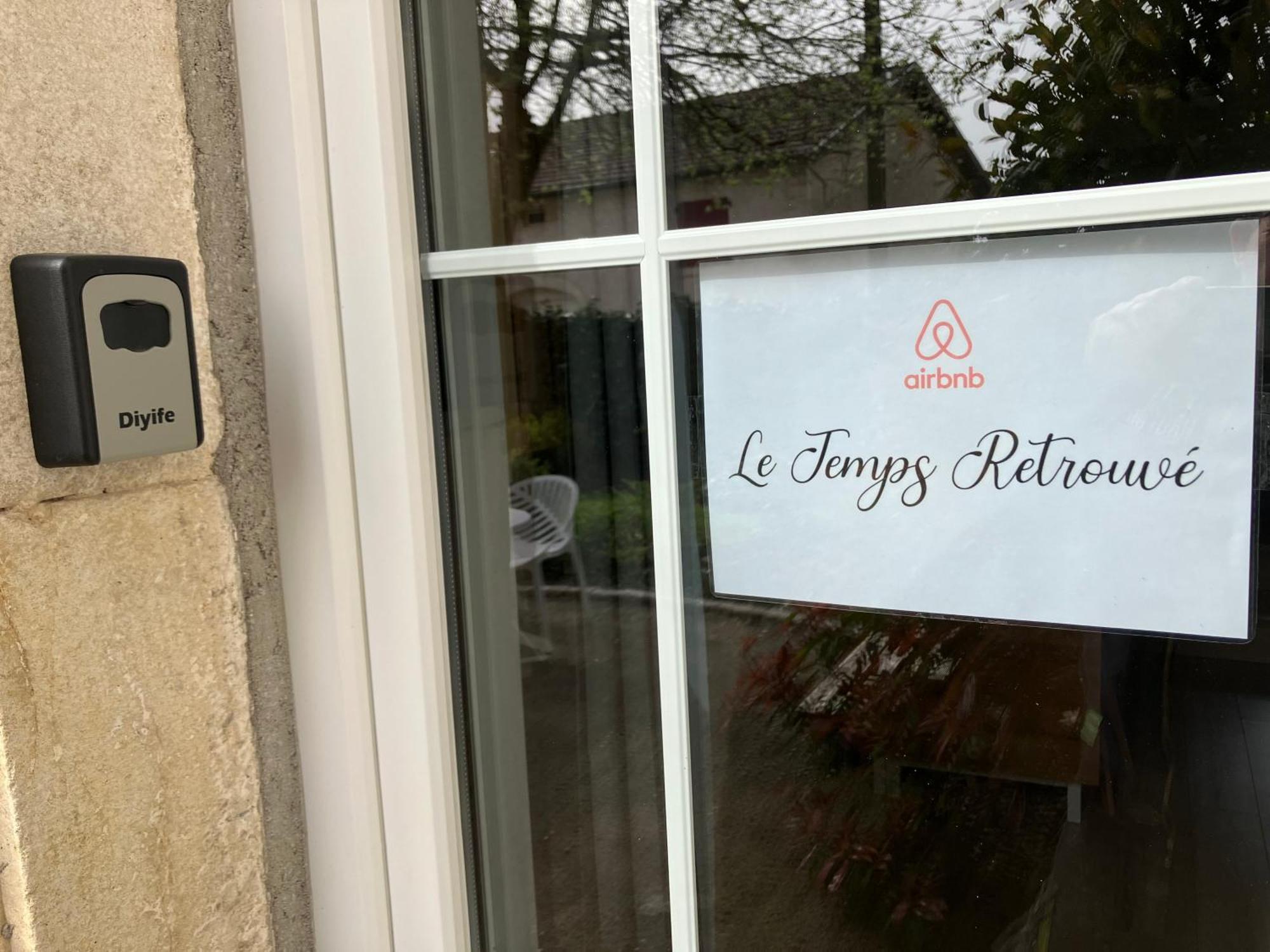 Le Temps Retrouve Hotel Rouvres-la-Chétive Buitenkant foto